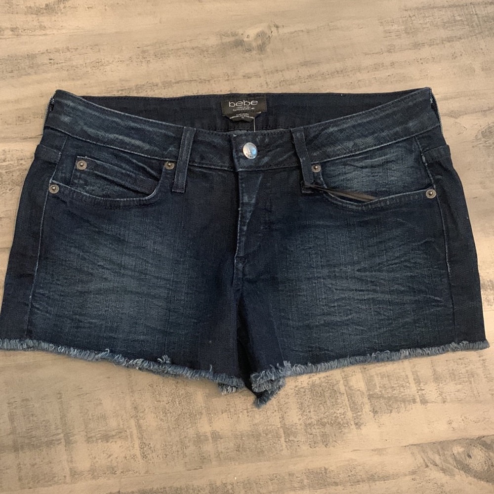 Bebe Raw Edge Icon Shorts - Picture 4 of 7